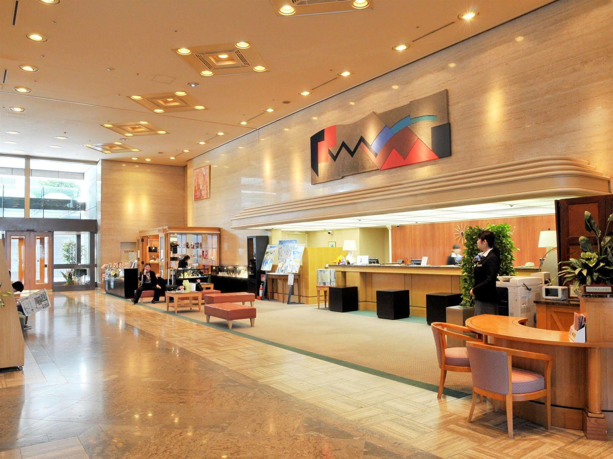 Kkr Hotel Tōkyō Extérieur photo